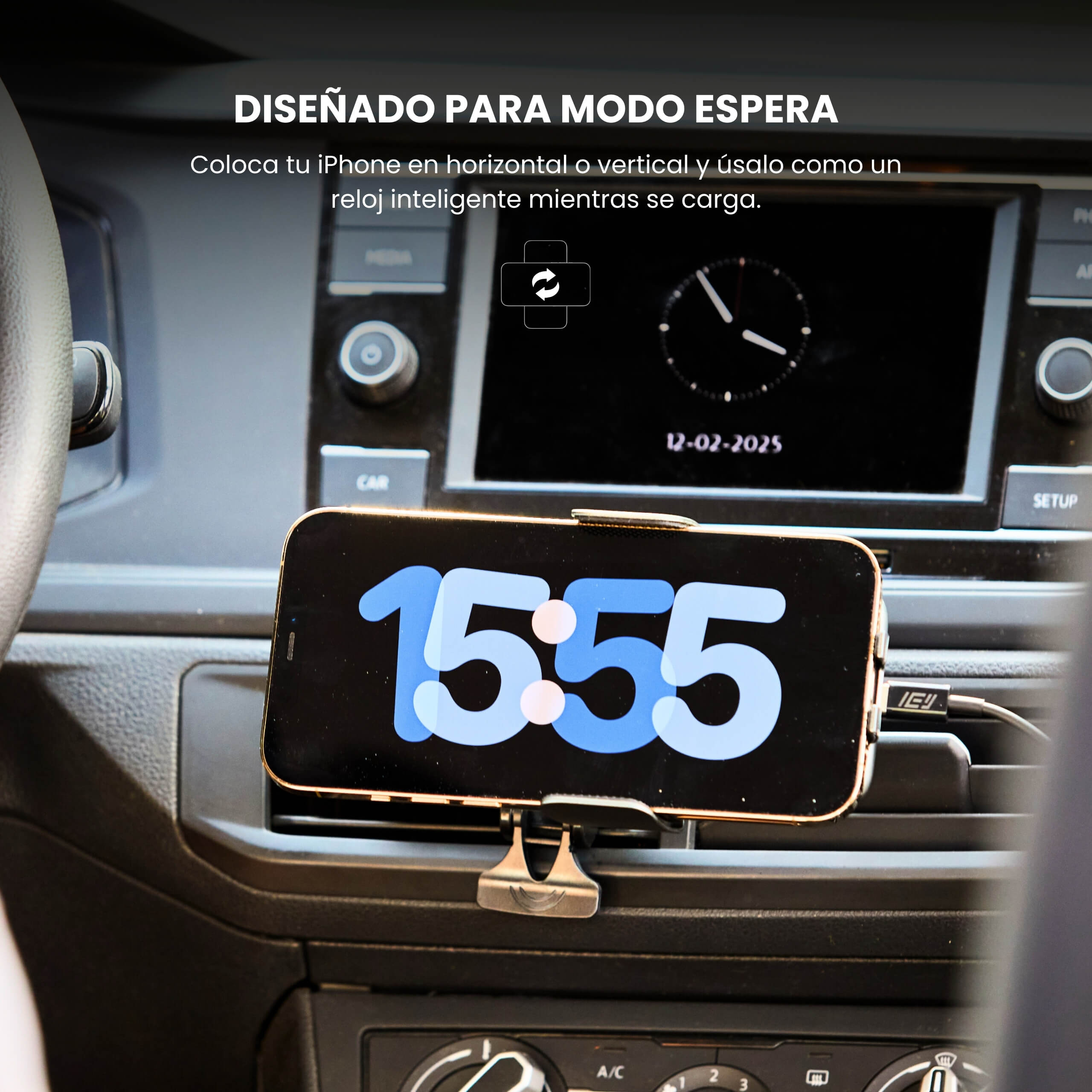 Modo horizontal activado con reloj digital en iPhone cargando sobre soporte MagCharger inteligente