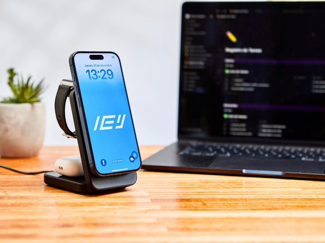 Cargador Inalambrico 3 en 1 Plegable mejorando tu rutina de IEY Accesorios MagSafe