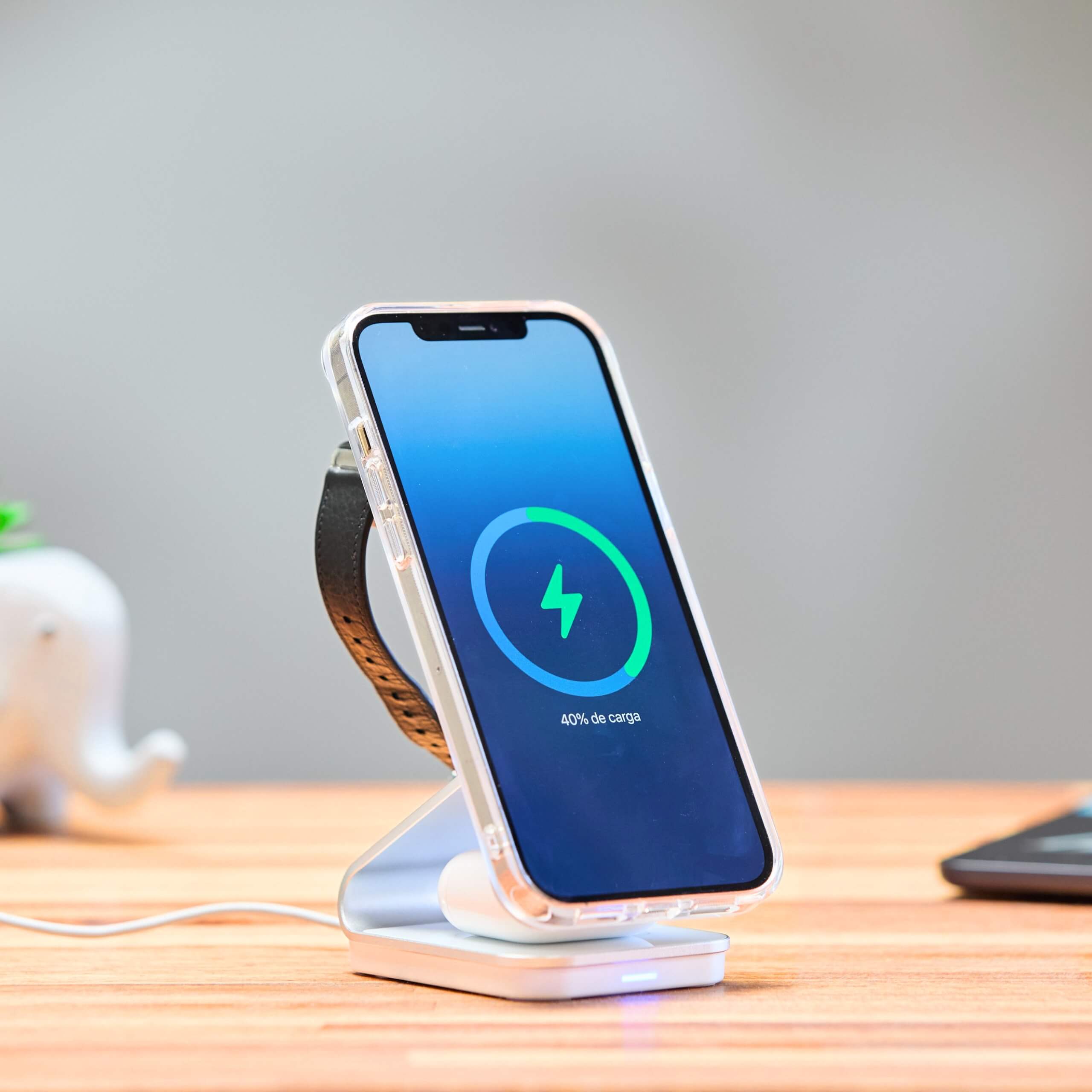 Animacion Carga MagSafe de la marca IEY