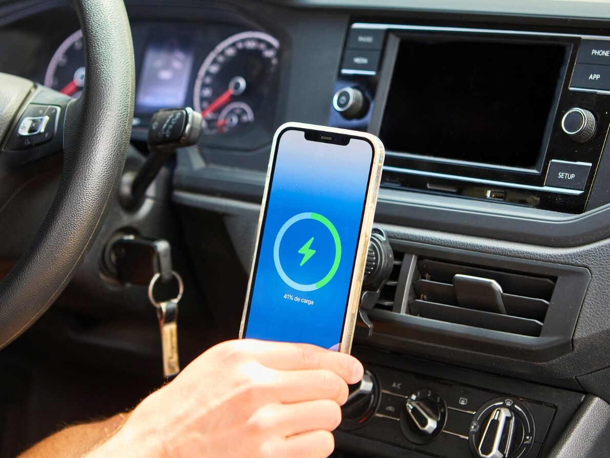 Cargador Inalambrico Para Auto Magnetico de IEY Accesorios MagSafe