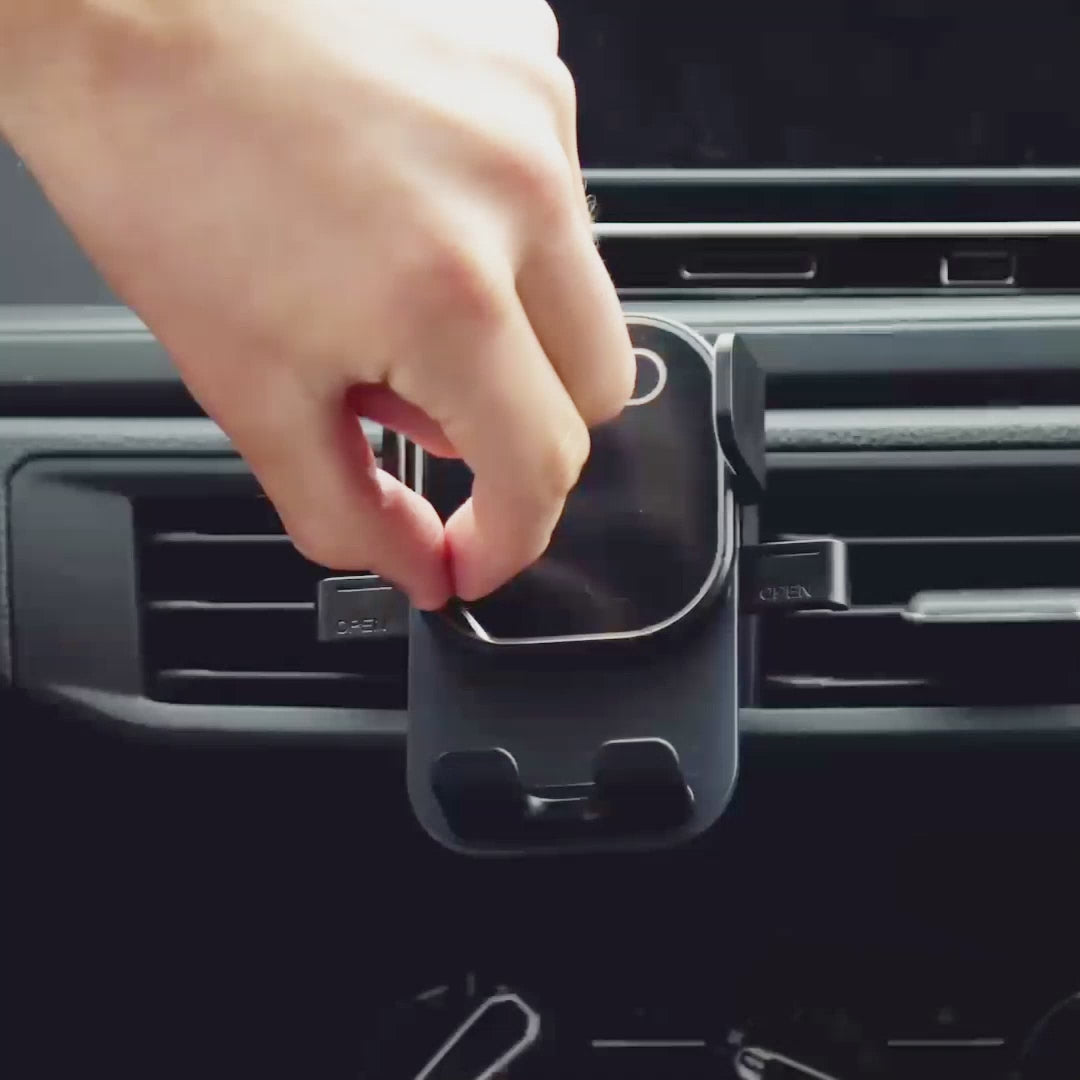 Instalación del soporte MagMount en la rejilla del auto con clip de sujeción ajustable y resistente
